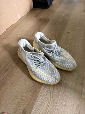 Adidas Yeezy 350 Boost
